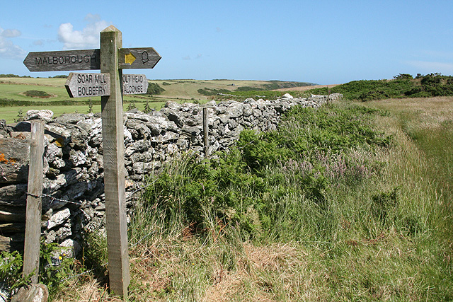 File:Malborough, on The Warren - geograph.org.uk - 871050.jpg