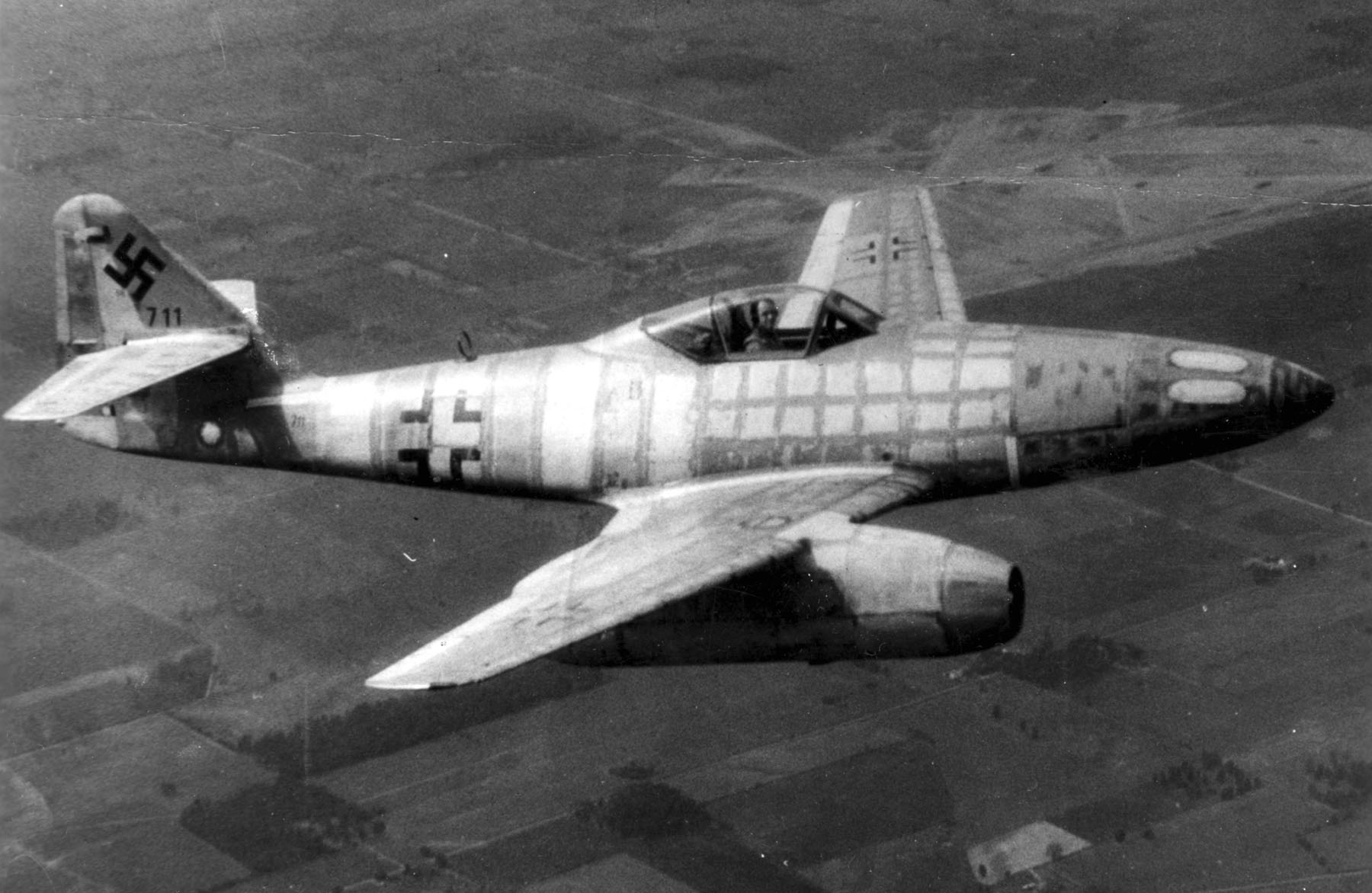 Messerschmitt Me 262 - Wikipedia
