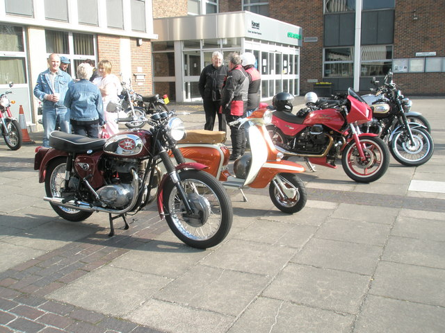 File:Nostalgia inducing motorbikes awaiting the start of the 2009 Havant Mayor's Rally (1) - geograph.org.uk - 1259809.jpg