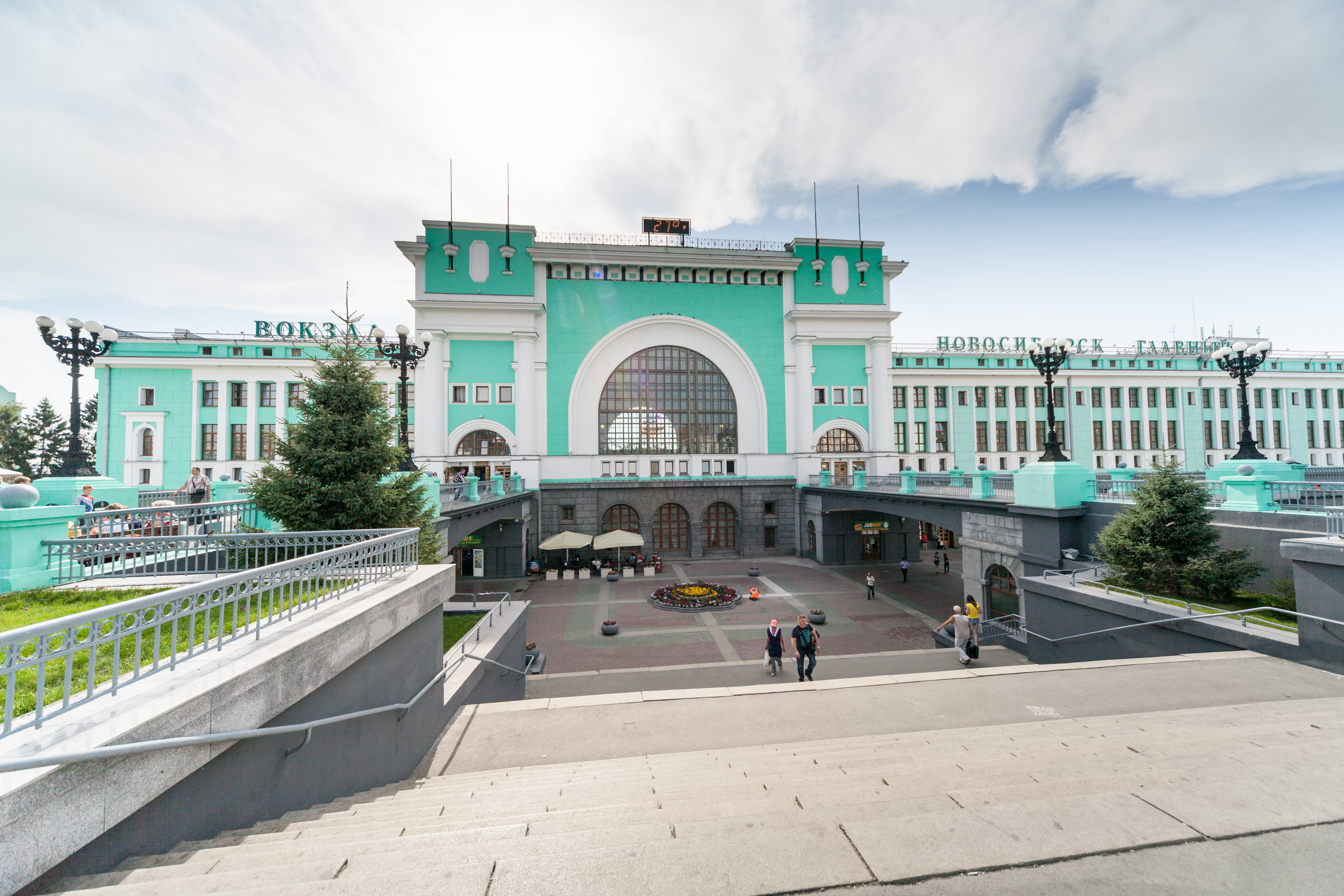 вокзал в тихвине