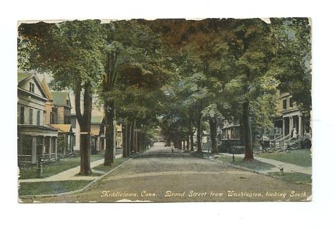 File:PostcardMiddletownCTBroadStFromWashingtonStLookingSouth.jpg