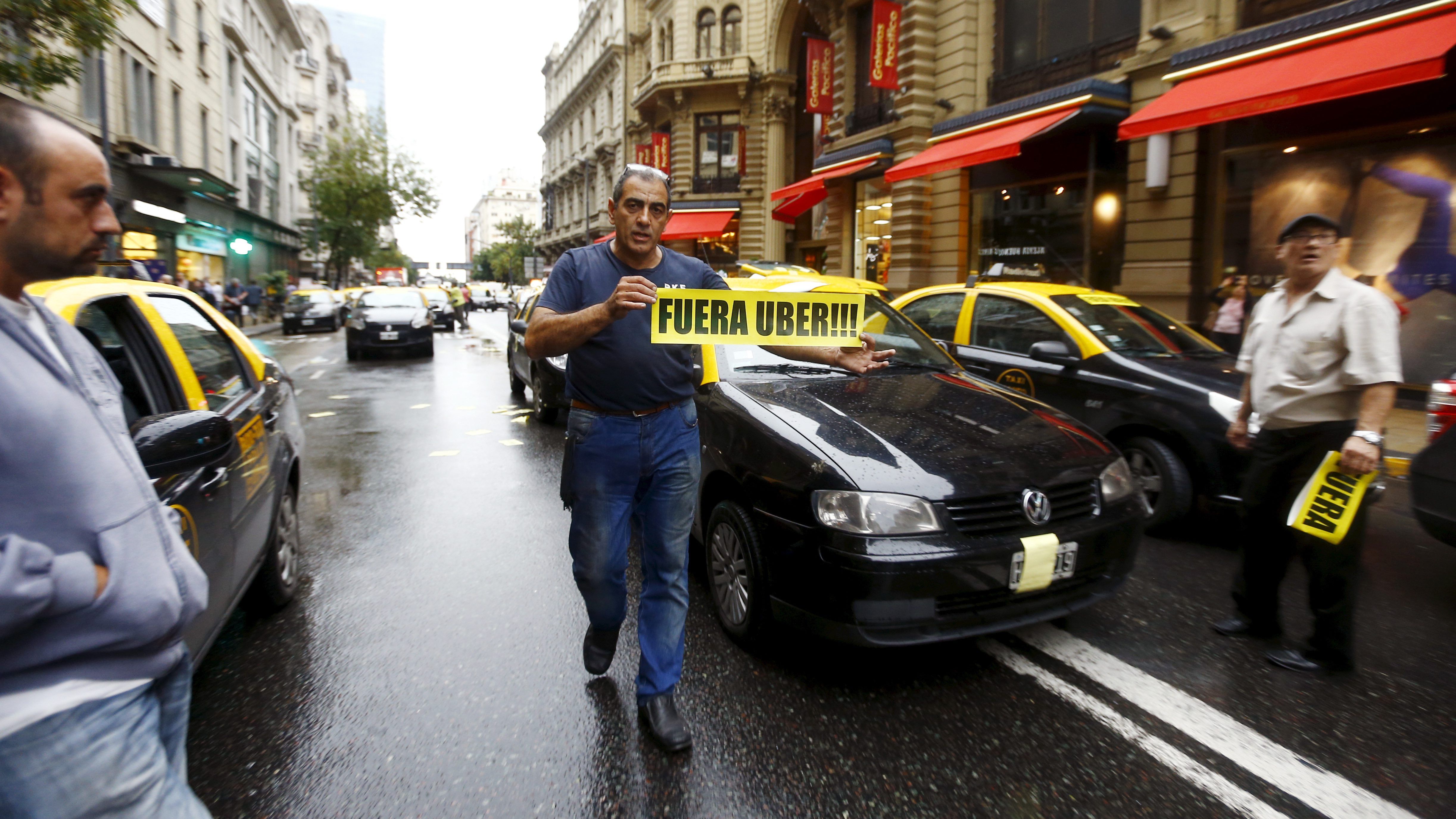 Conflicto Entre Uber Y Los Taxistas Wikipedia La Enciclopedia Libre