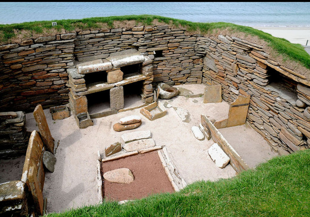 File:Skara Brae - geograph.org.uk - 888338.jpg