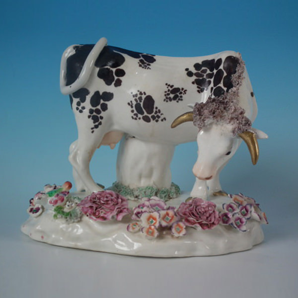 File:Staffordshire pottery porcellaneous cow spill vase, circa 1840.jpg