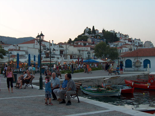 File:Town of Skiathos.jpg