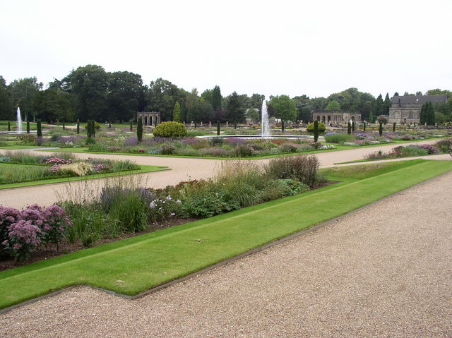 Trentham Gardens - geograph.org.uk - 1166840