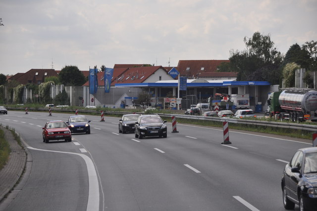File:Wiesbaden Distrct - Bundesautobahn 66 - geo.hlipp.de - 27489.jpg