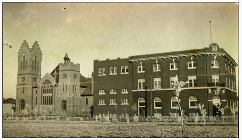 File:YMCA and Knox Presbyterian circa 1912.jpg