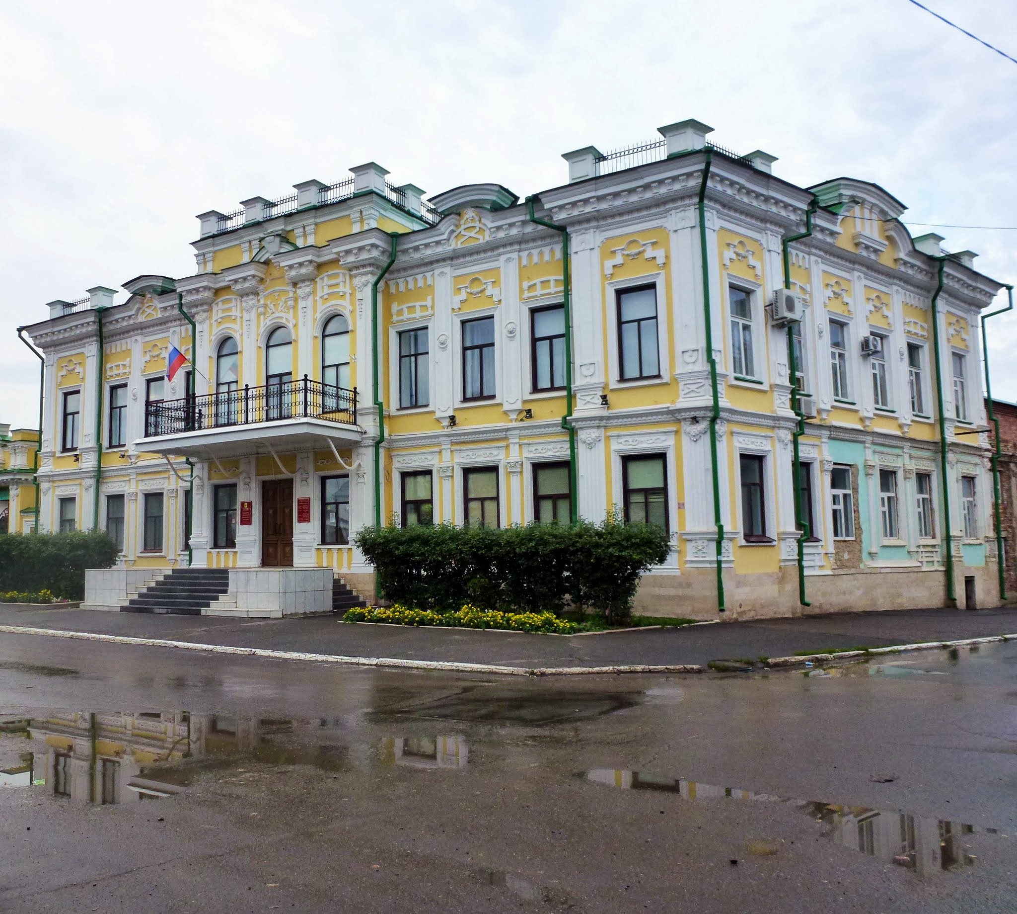 Загс оренбург. ЗАГС на Пионерской. Городское управление ЗАГС Оренбург. ЗАГС на правды 1а Оренбург.