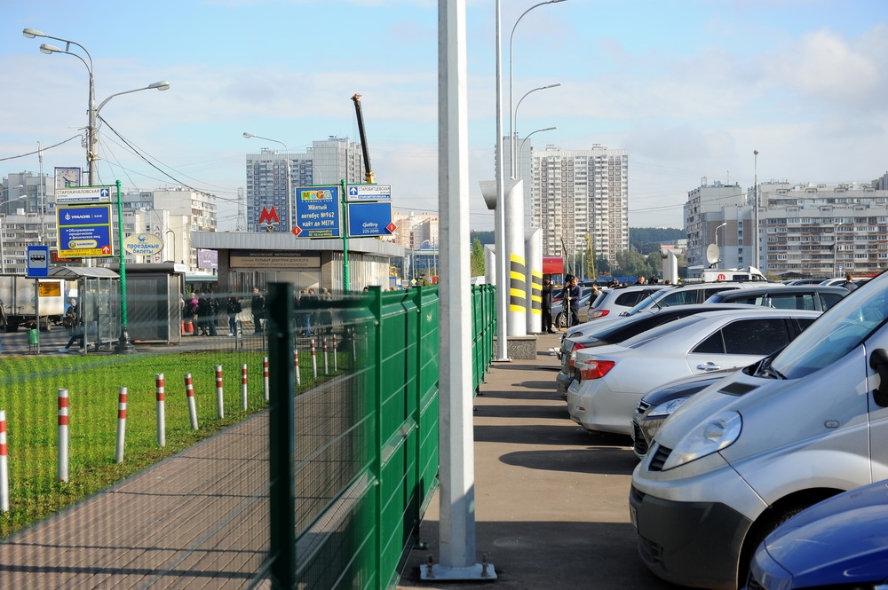 Москва бульвар дмитрия донского. Бульвар Дмитрия Донского площадка. Бульвар Дмитрия Донского камеры видеонаблюдения. Метро бульвар Дмитрия Донского панорама. Метро бульвар Дмитрия Донского стройка.