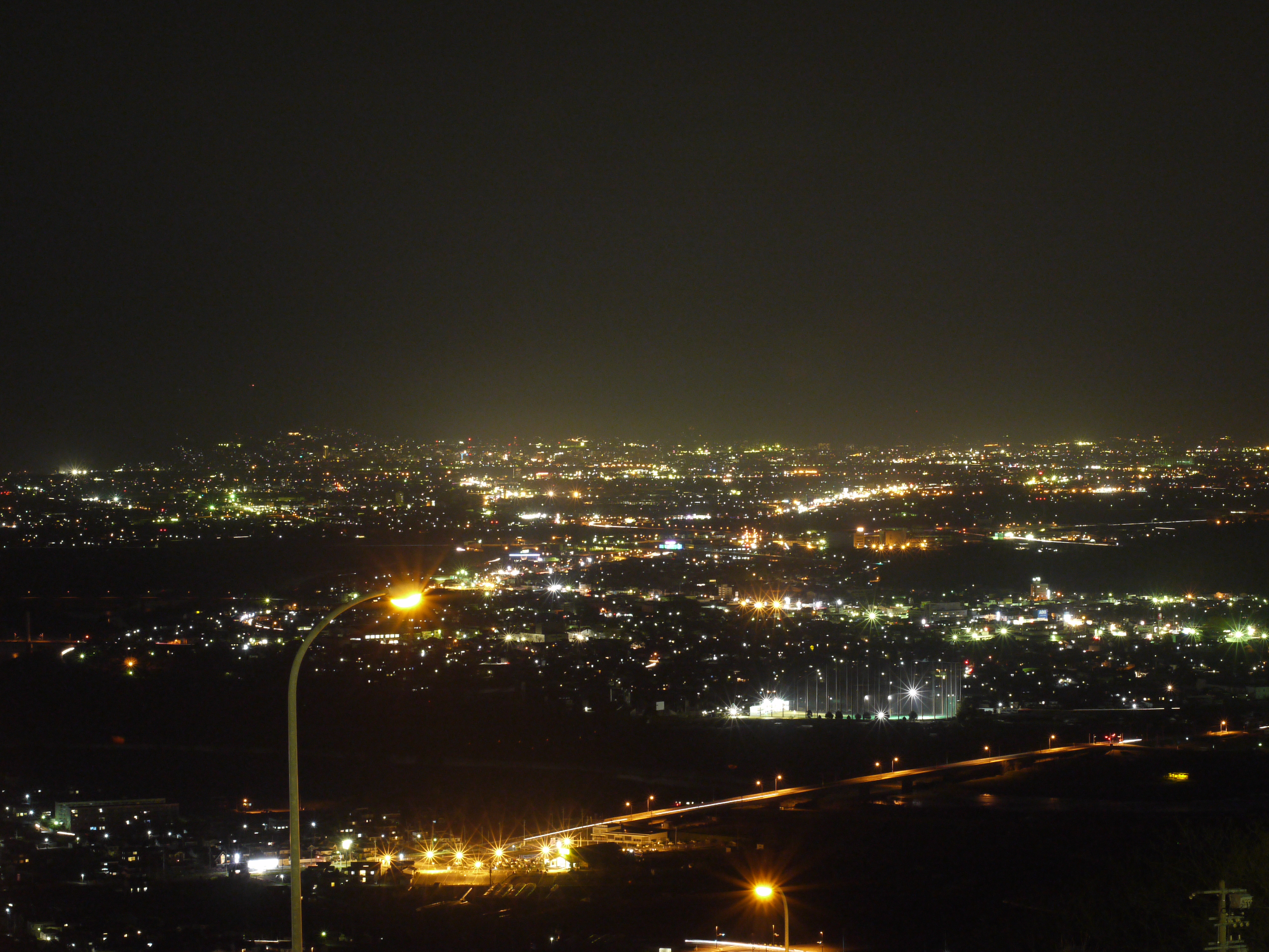 File 姨捨sa下り線にある展望台からの夜景 Panoramio Jpg Wikimedia Commons