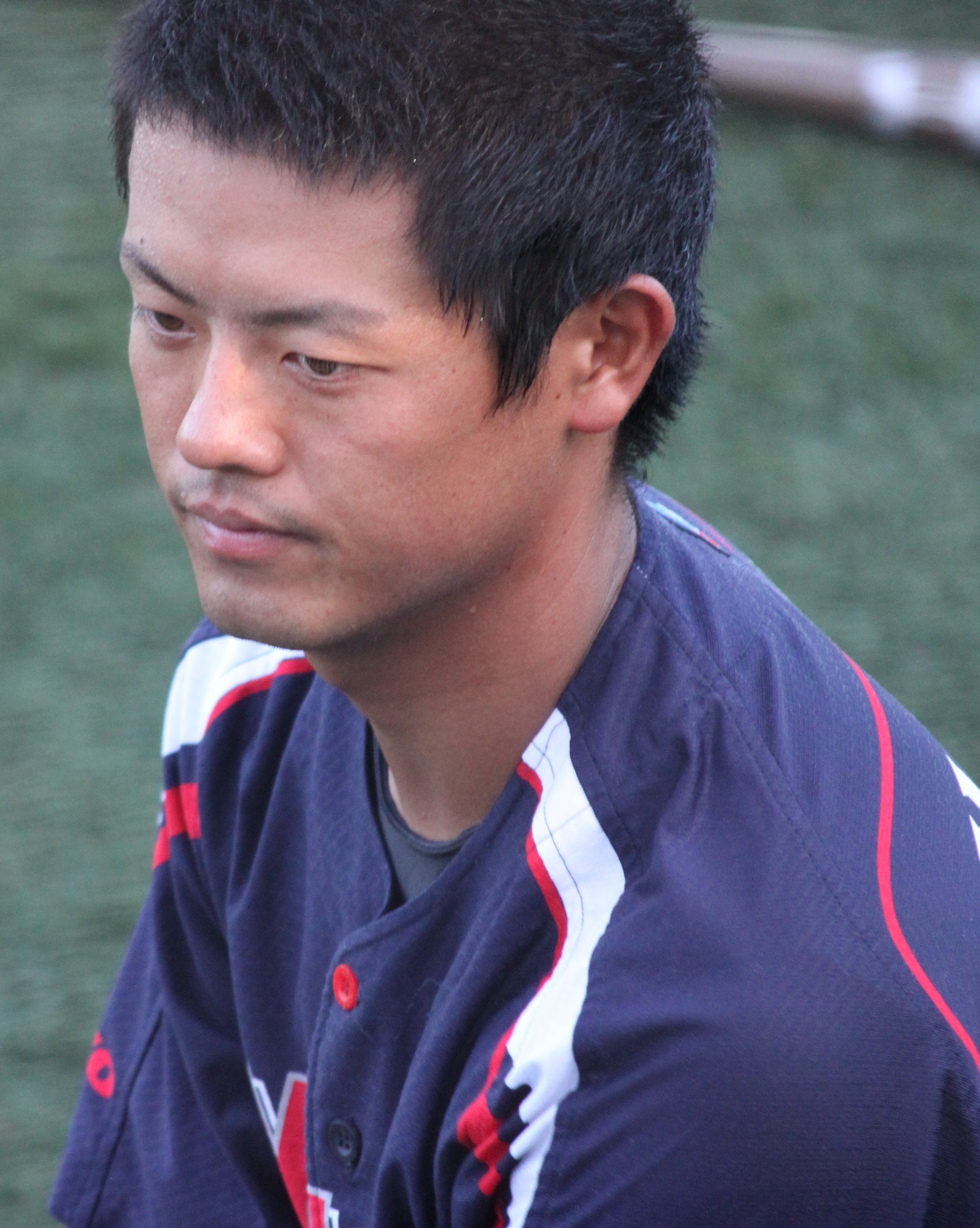 20140817 Tomoya Matano, infielder of the Tokyo Yakult Swallows, at Yokosuka Stadium.JPG