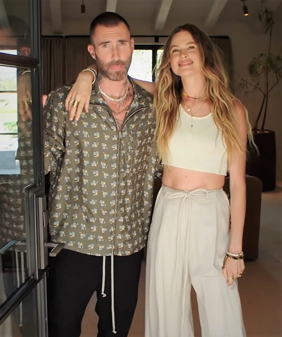 File:Adam Levine & Behati Prinsloo Vogue.jpg - Wikimedia Commons