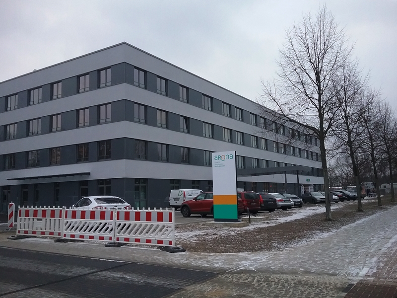 File:Arona Klinik für Altersmedizin in Berlin-Biesdorf (2).jpg