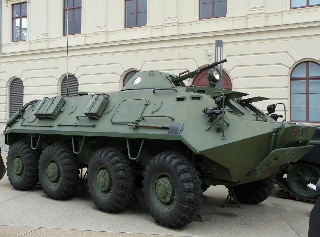 BTR-82A e BTR-4 estão entre os dez melhores transportadores de