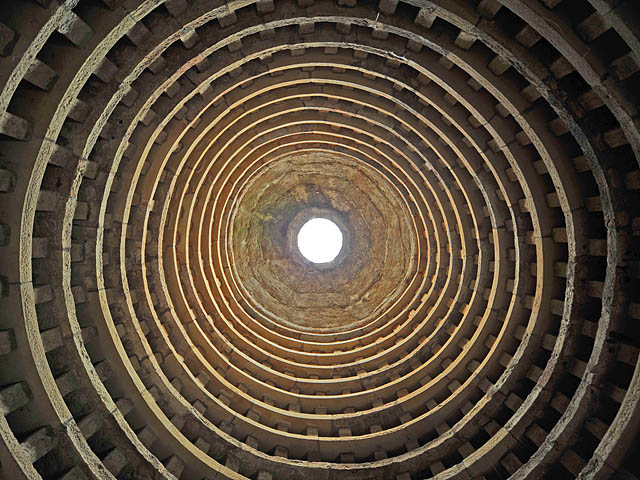 File:Dirleton Castle Doocot interior - geograph.org.uk - 1357558.jpg