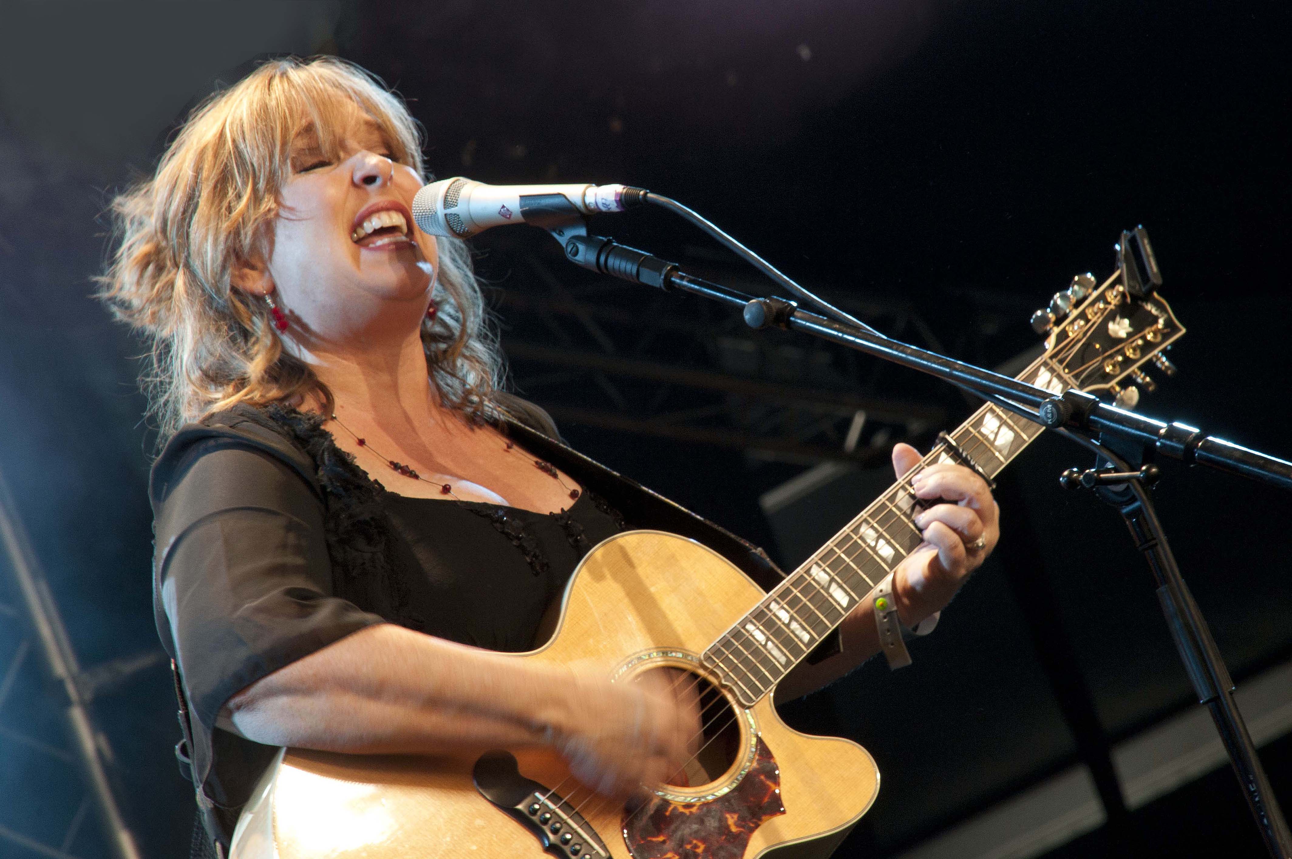 File:Gretchen Peters (4853995993).jpg - Wikimedia Commons