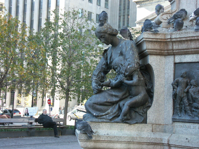 File:Jeanne Mance statue, Place d'Armes, Montreal 2005-10-21.JPG