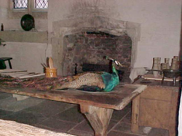 File:Kitchen, Hampton Court.jpg