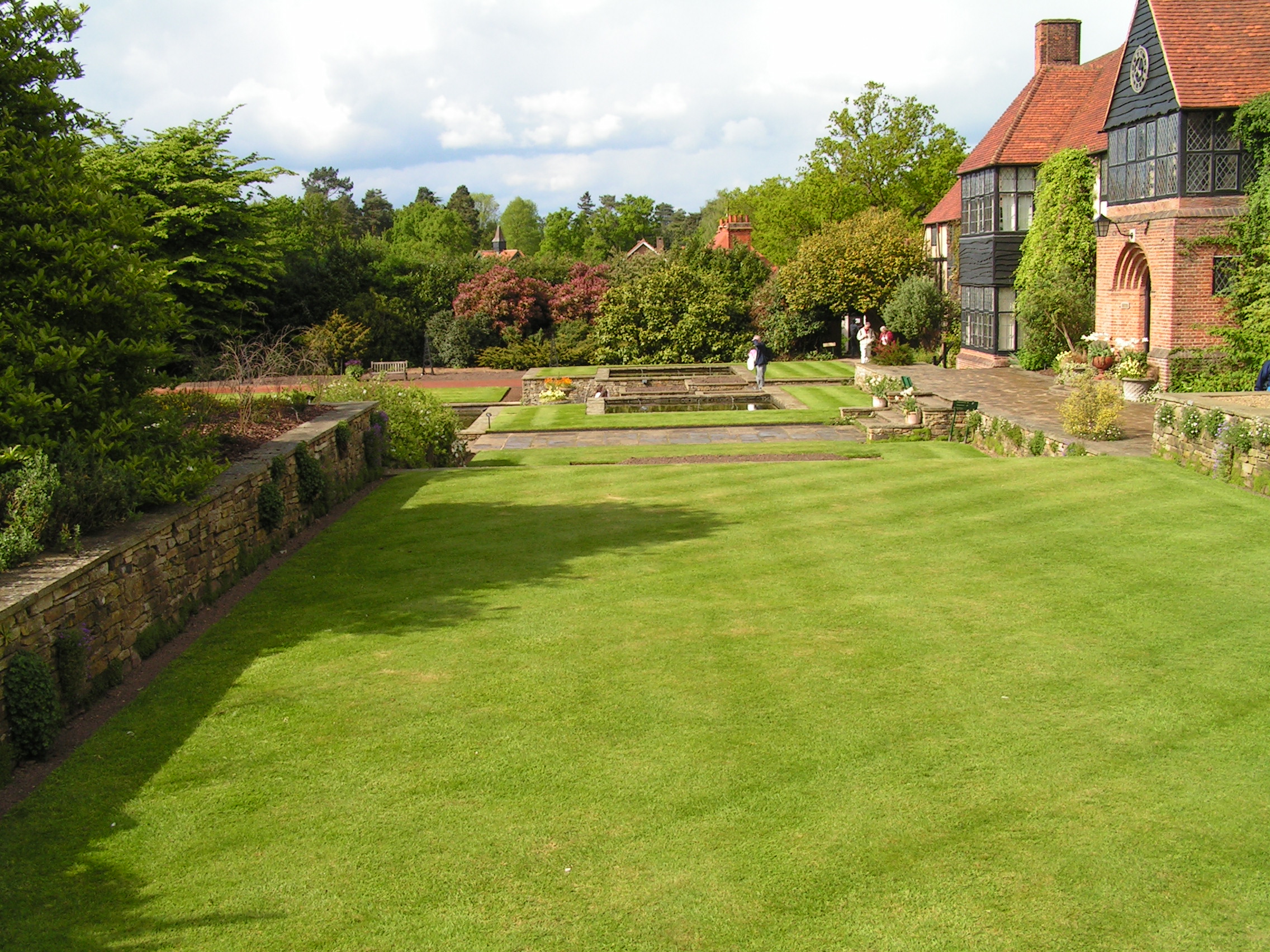 File Lawns At Wisley Jpg Wikimedia Commons