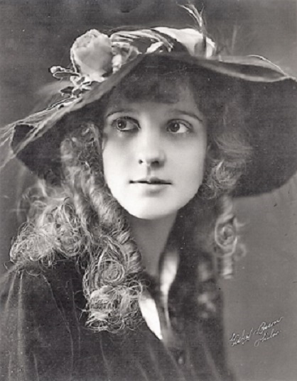 File:Louise Huff G&B.jpg