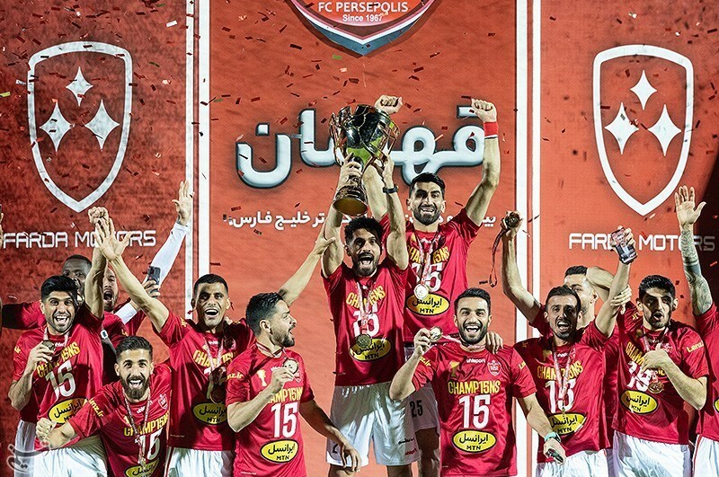 File:Persepolis F.C. celebrating after 2022–23 Persian Gulf Pro League trophy.jpg