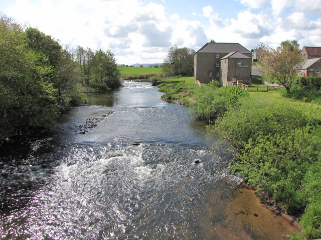 File:River Till at Heatherslaw - geograph.org.uk - 1319255.jpg