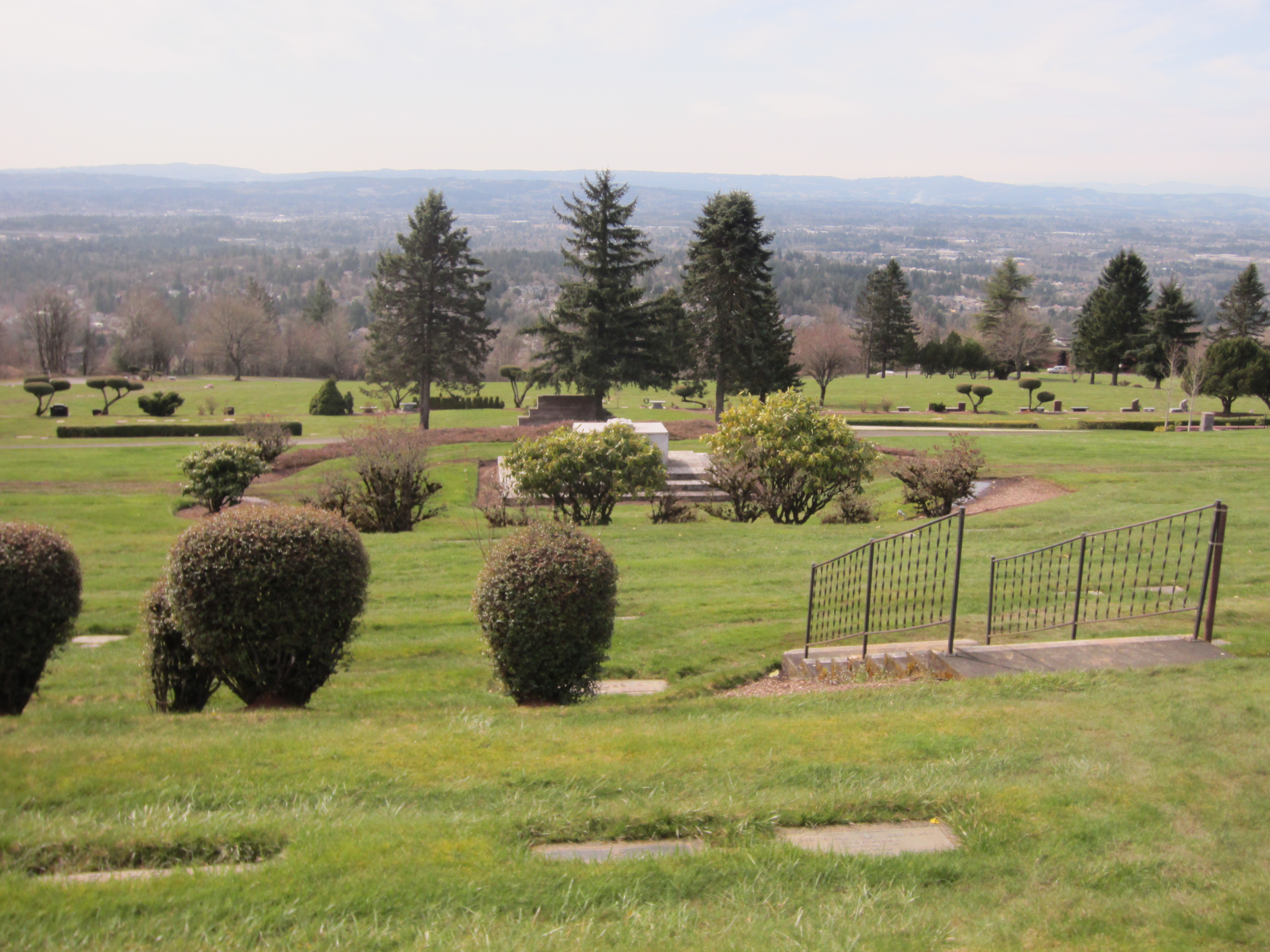 File Skyline Memorial Gardens And Funeral Home Portland 2012