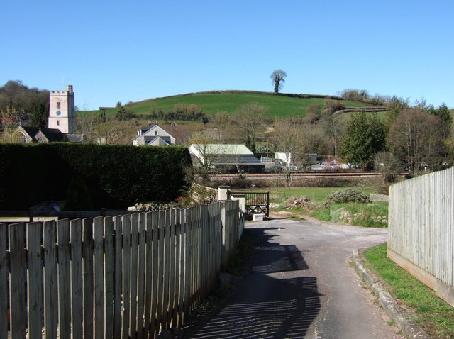 File:St Mary's, Kingskerswell - geograph.org.uk - 376158.jpg