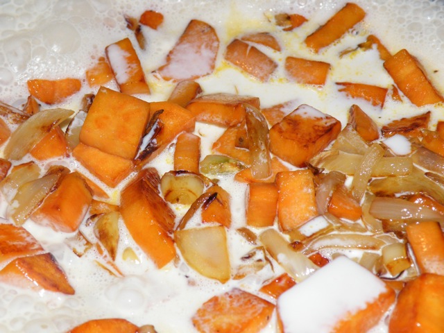 File:Sweet-potato cream sauce.jpg