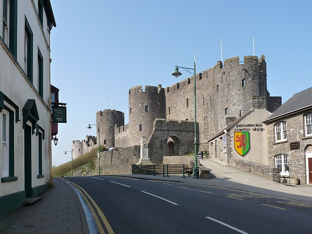 The entrance to Pembroke Castle - geograph.org.uk - 1246434