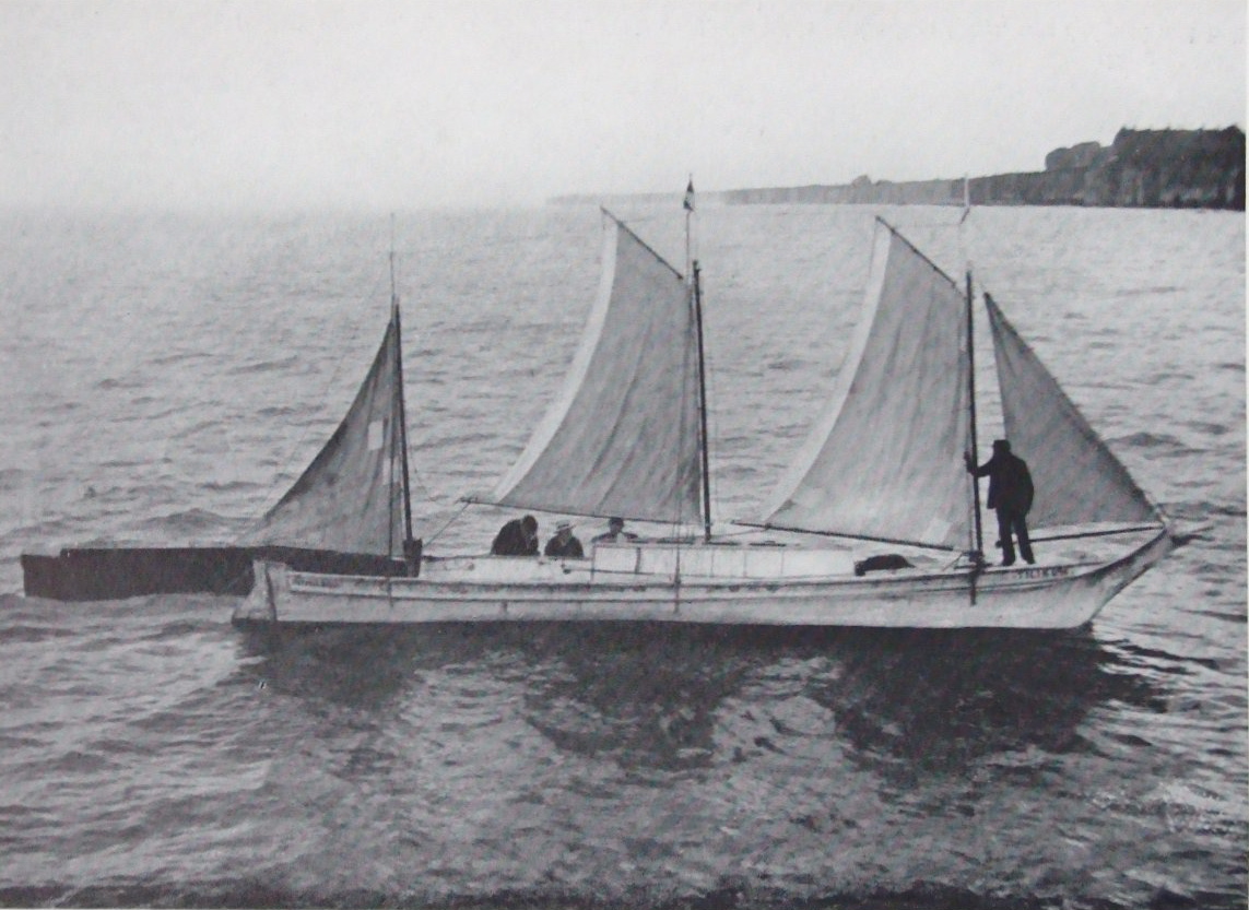 Tilikum (boat) - Wikipedia