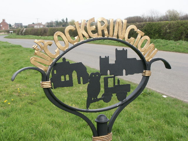 File:Village Signpost, Church Lane, North Cockerington - geograph.org.uk - 106295.jpg