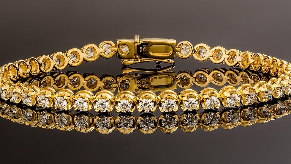 Roberto Coin Designer Gold 18K Yellow Link and Diamond Bracelet – Springer's