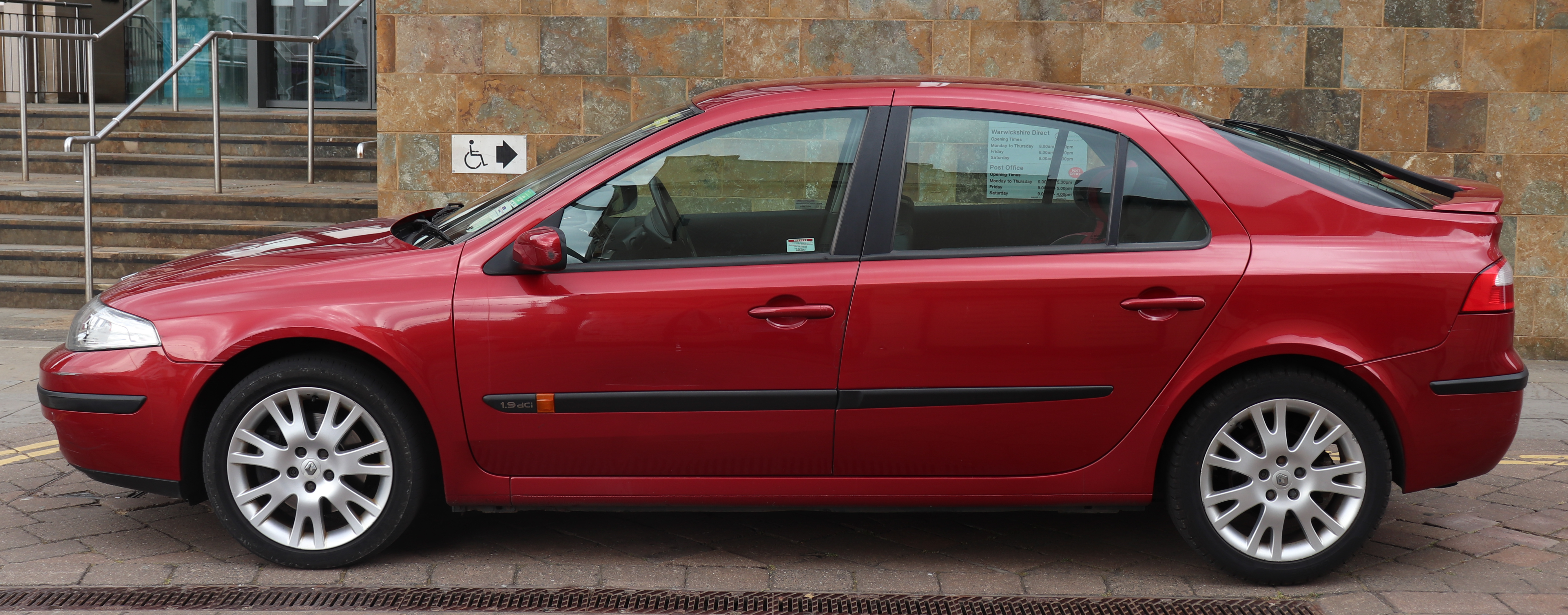 dividir Frontera Detector Fitxer:2005 Renault Laguna Dynamique DCi 120 1.9 Side.jpg - Viquipèdia,  l'enciclopèdia lliure