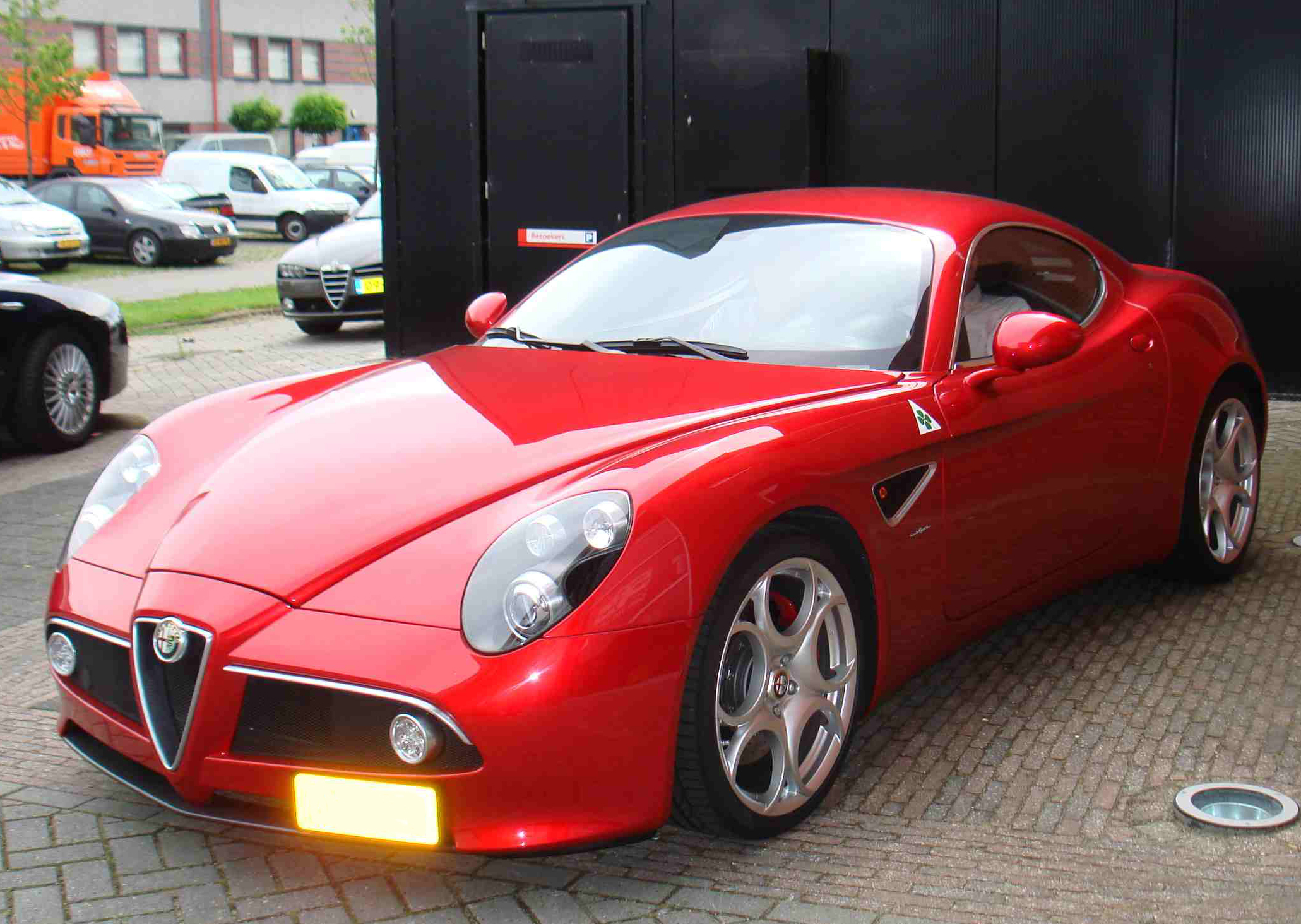 Alfa Romeo 8C Competizione - Wikipedia