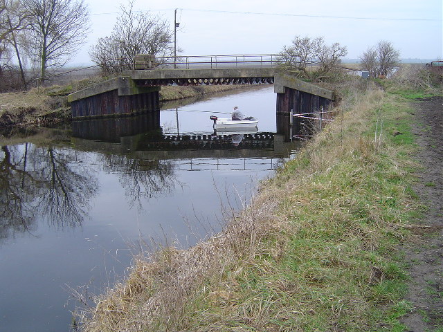 File:Bradford or Froghall Bridge, near Farcet - geograph.org.uk - 119113.jpg