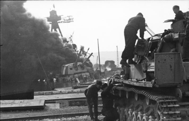 Bundesarchiv Bild 101I-027-1451-10, Toulon, Panzer IV