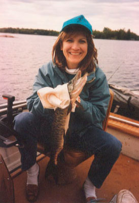 File:Canadianmuskellungefisherwoman.jpg