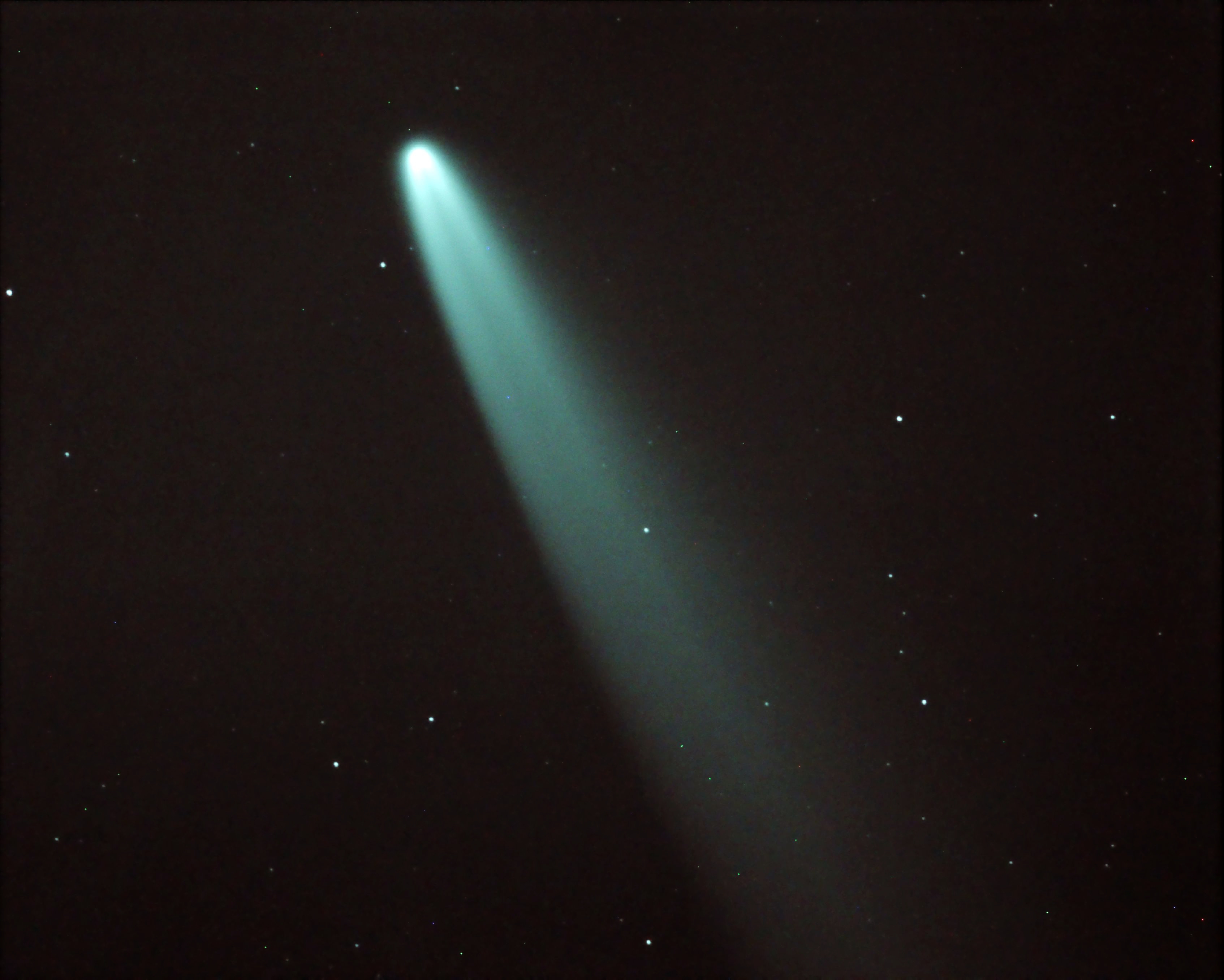 https://upload.wikimedia.org/wikipedia/commons/8/84/Comet_Neowise_C-2020_F3.jpg