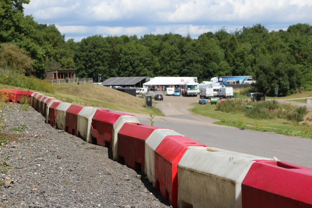 File:Go-kart track, Brands Hatch - geograph.org.uk - 3596477.jpg