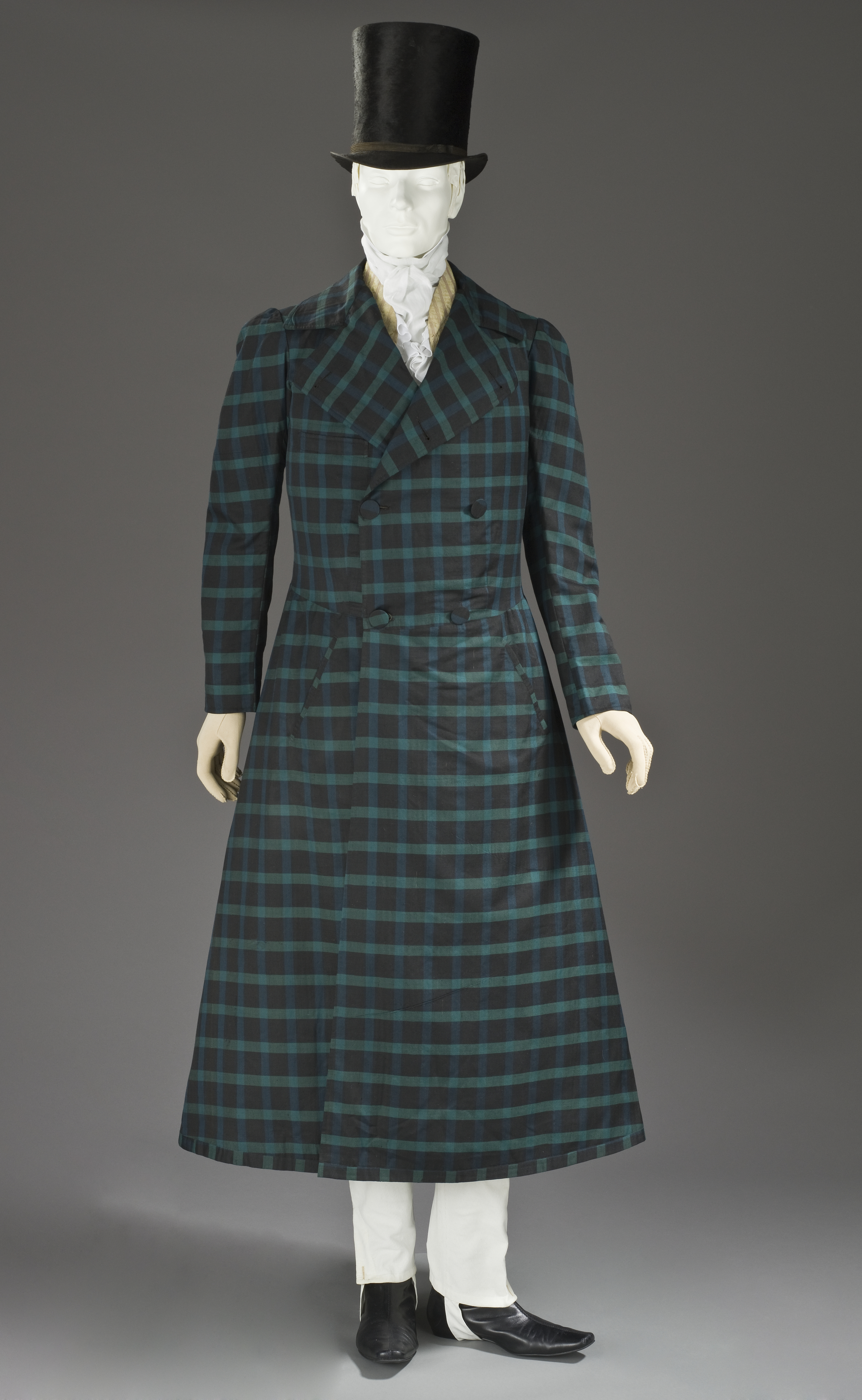 Man%27s_silk_and_wool_twill_frock_coat_c._1820.jpg