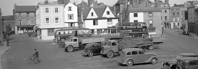 File:Market Square in the late 1940's - geograph.org.uk - 948993.jpg