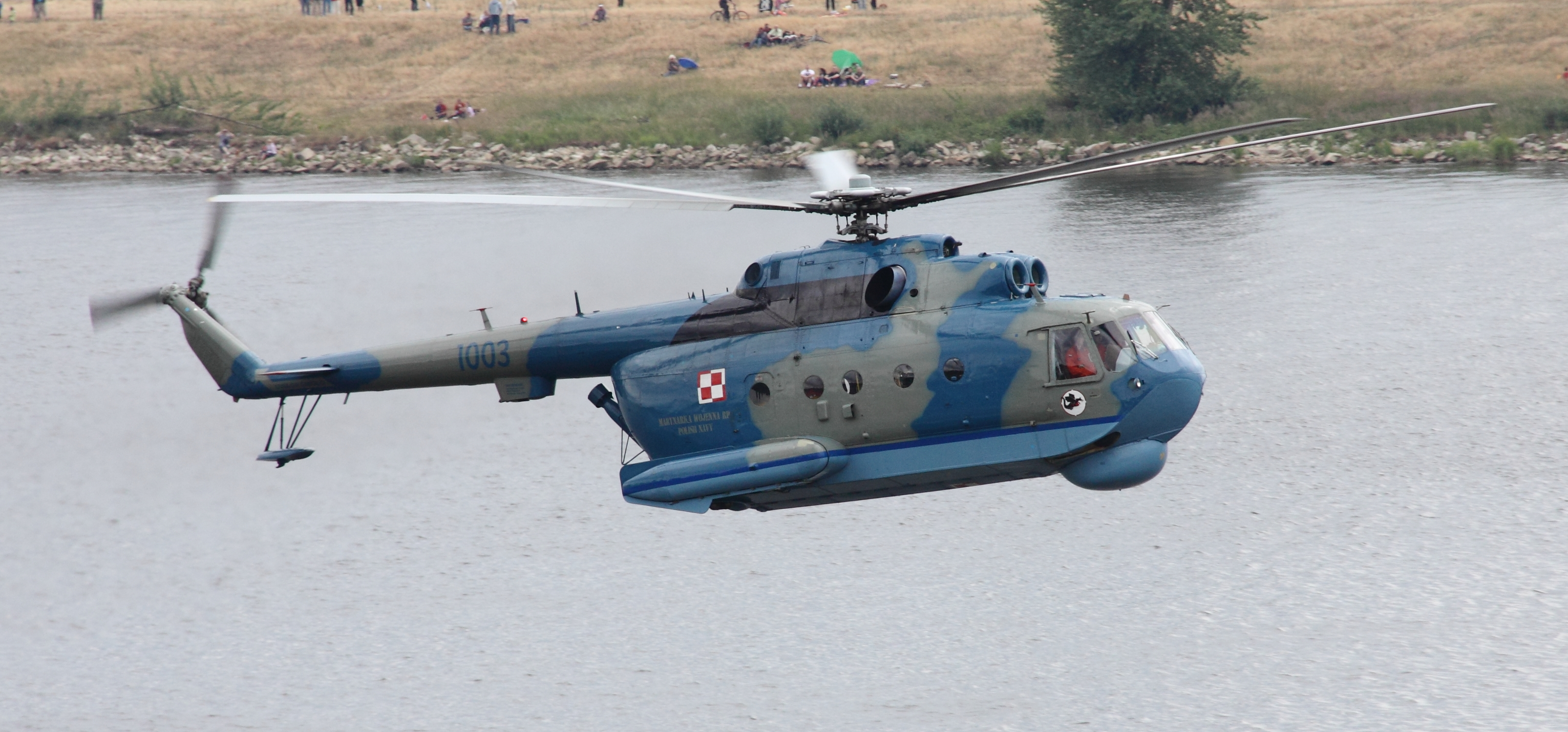 Mi 14 отзывы. Вертолет ми-14 ВВС Украины. Ми 14 ГДР. Ми 19. Mil mi-14ps (Haze-c) конверсия.