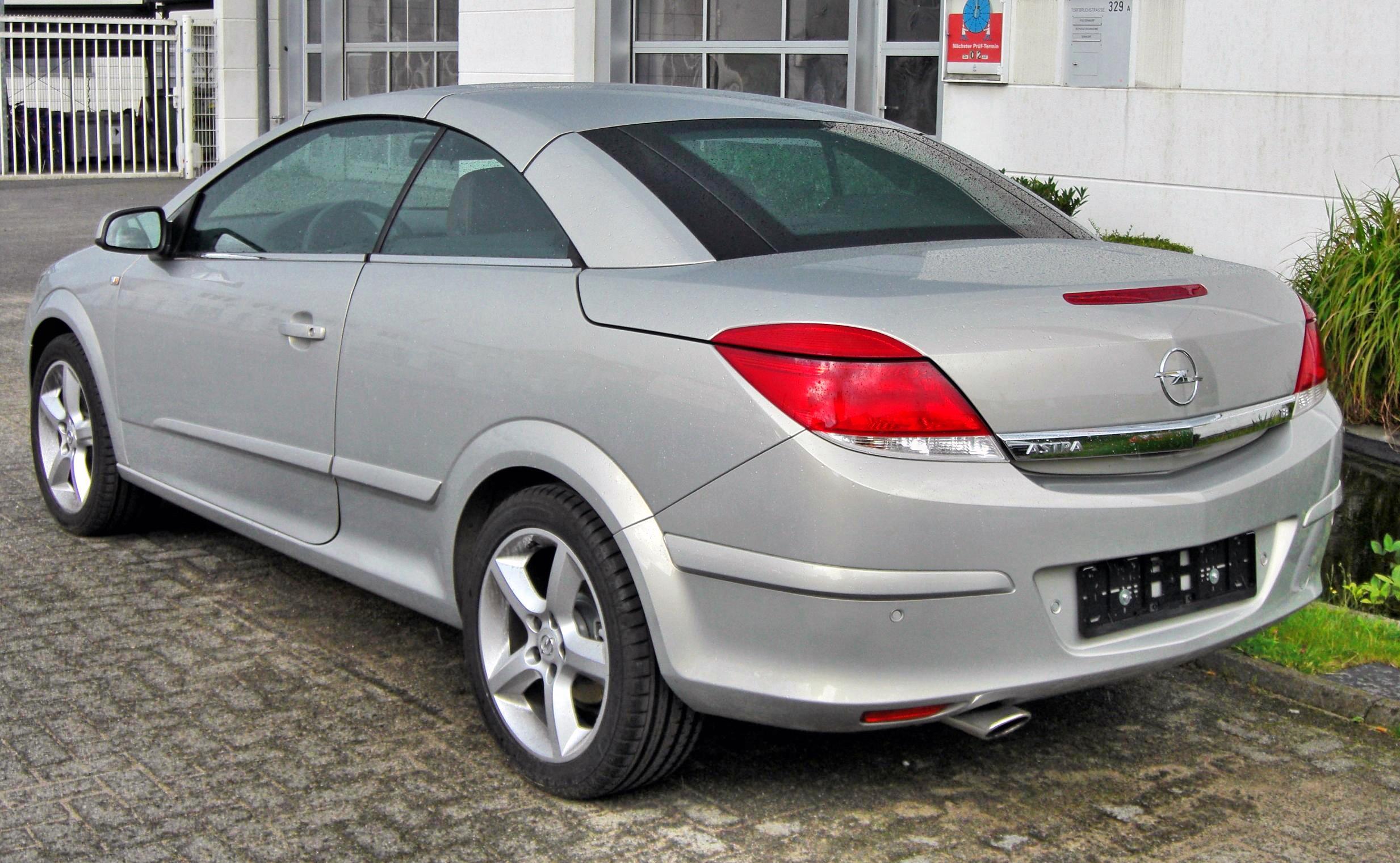 File:Opel Astra H TwinTop Facelift 20090712 rear.JPG - Wikimedia