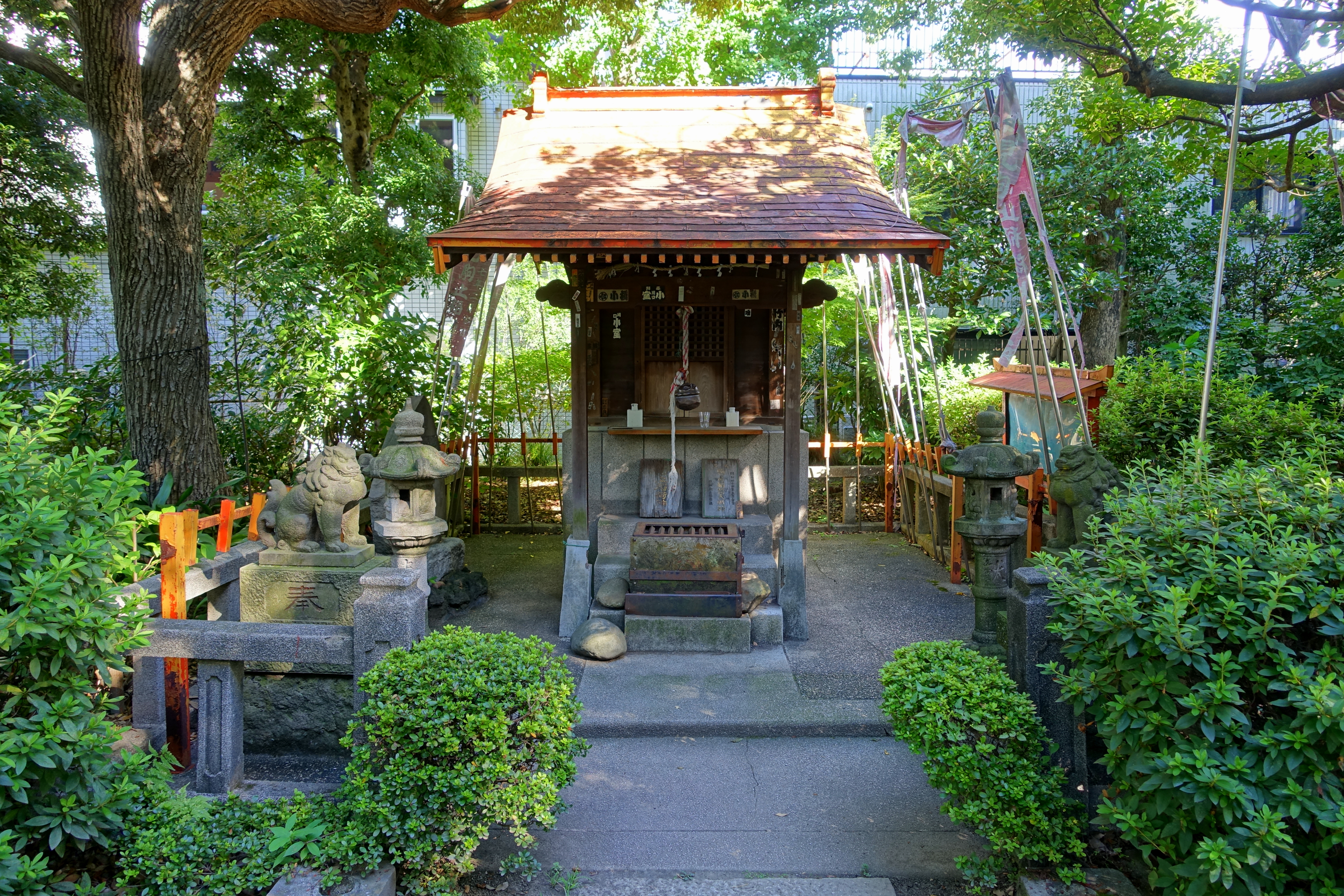 garden shrines