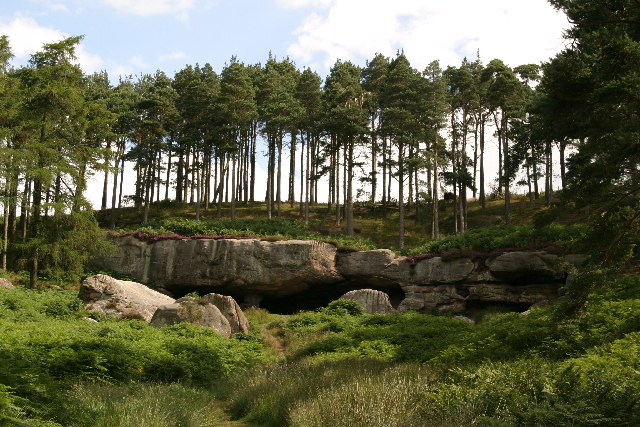 File:St Cuthbert's Cave - geograph.org.uk - 93124.jpg