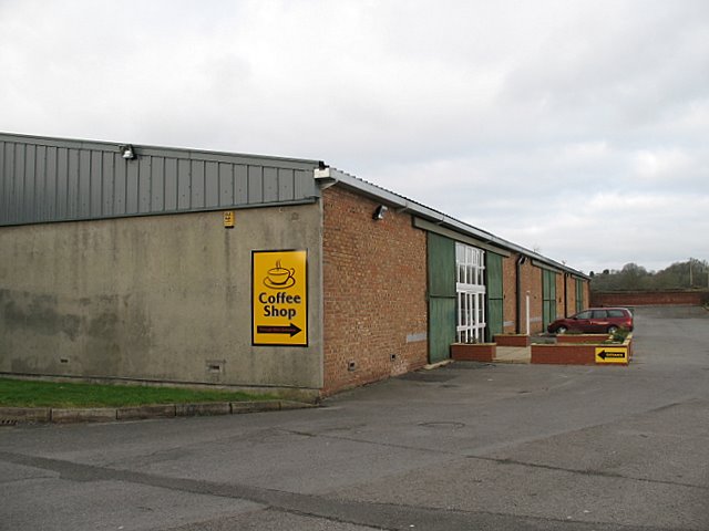 File:The Bookbarn - a new barn^ - geograph.org.uk - 668976.jpg