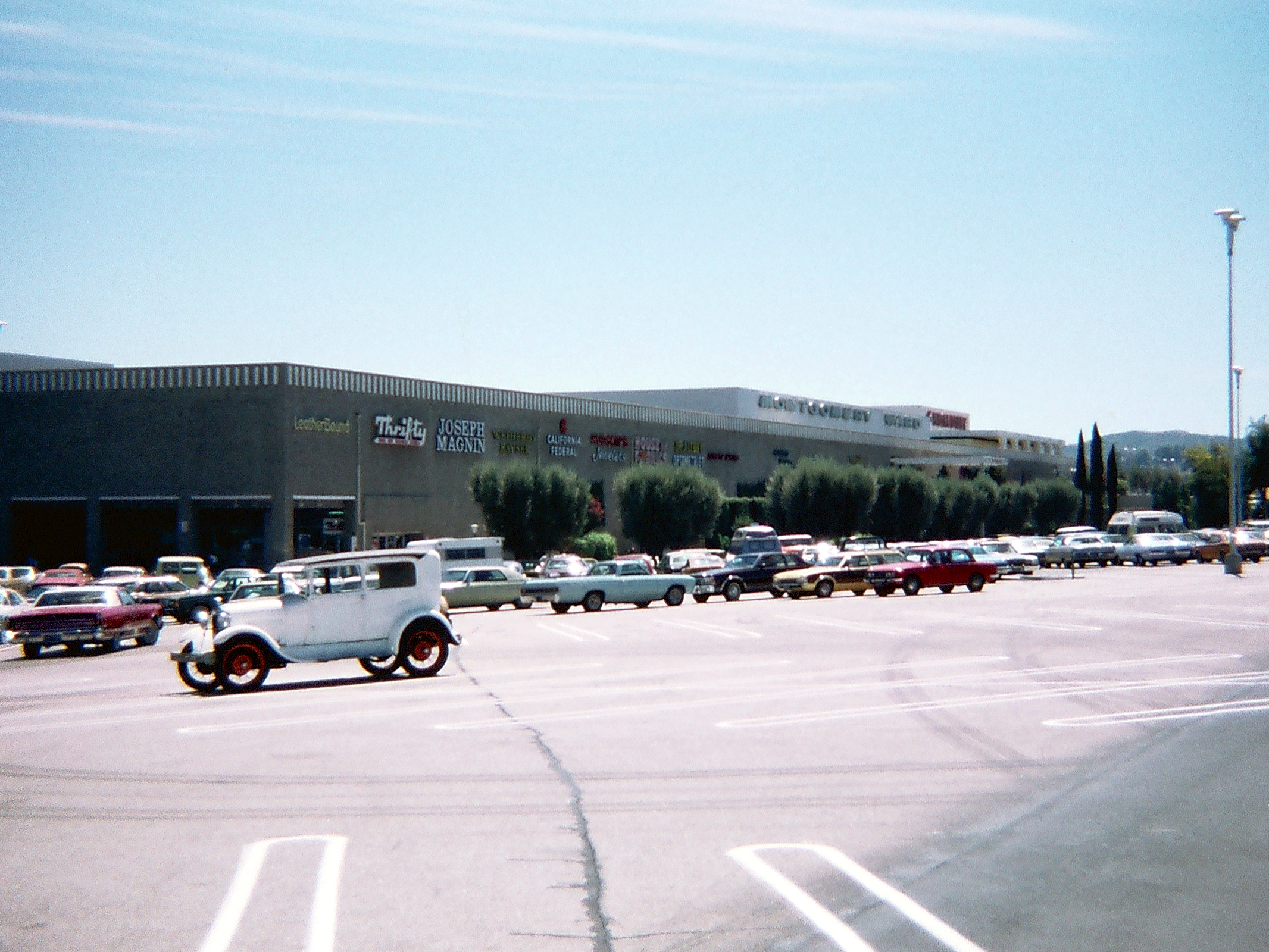 Westfield Parking  Westfield Topanga