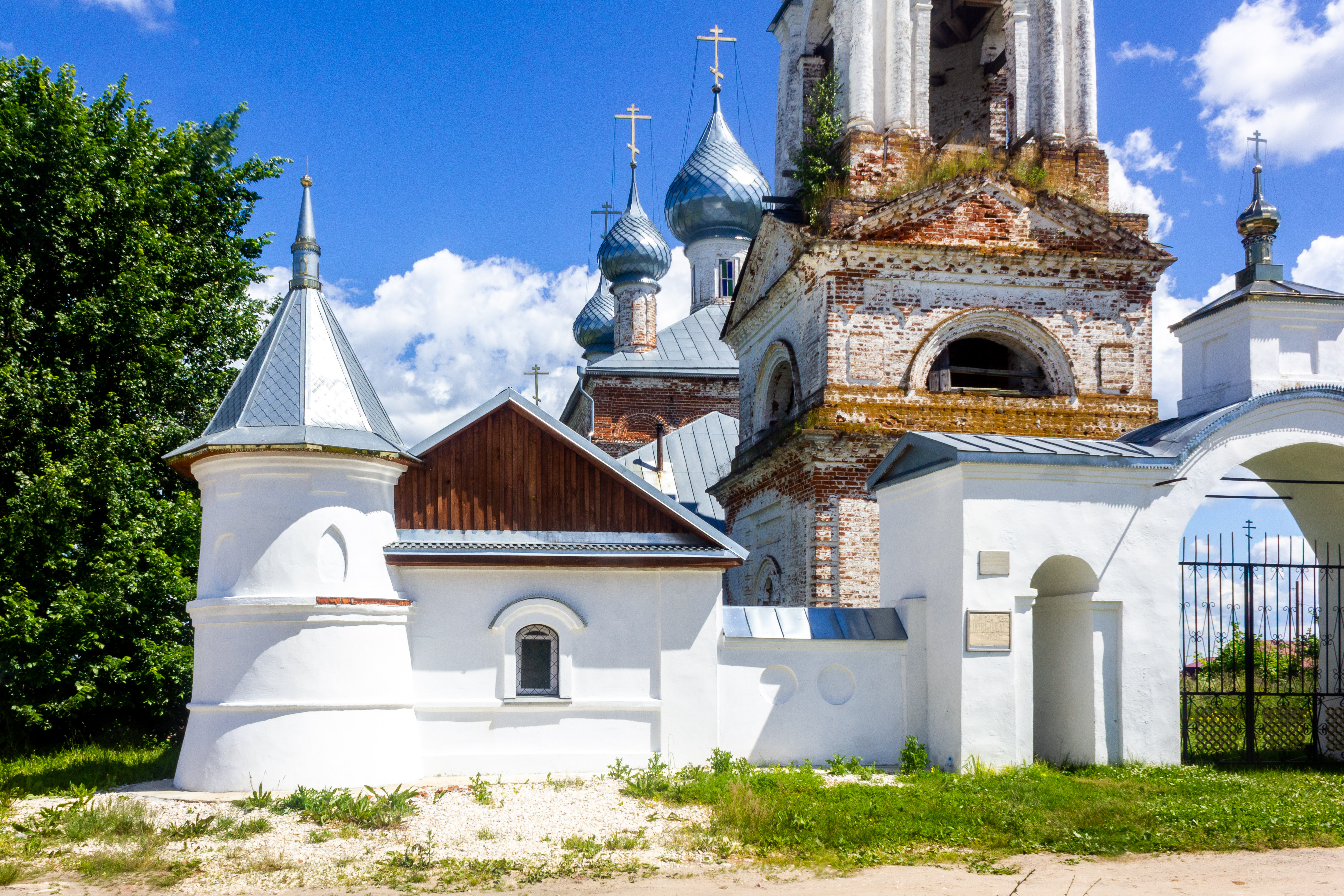 Церковь Покрова Богородицы чижи